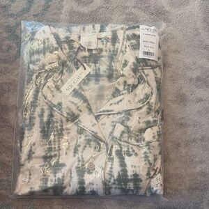 Kate Quinn Cream and Green Tie-Dye Pajama Set